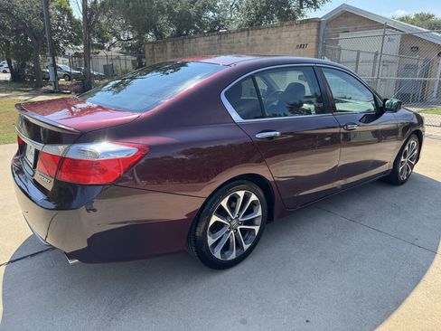 Used 2015 Honda Accord Sport image 28