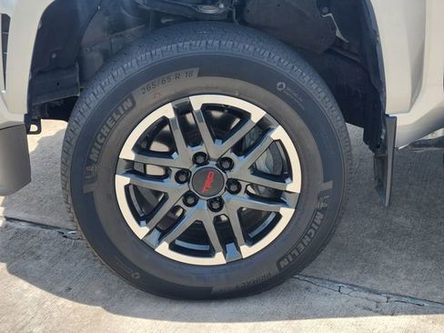 Certified 2024 Toyota Tacoma TRD Sport image 10