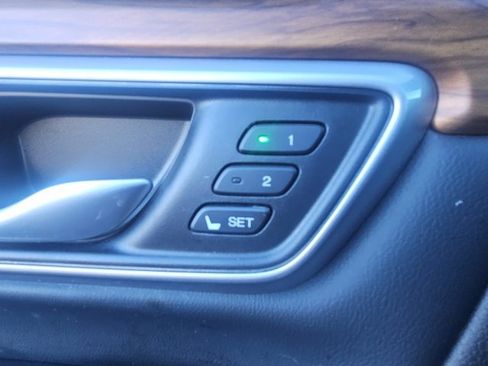 Used 2017 Honda CR-V EX-L image 22