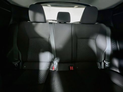 Used 2021 Toyota C-HR LE FWD image 30