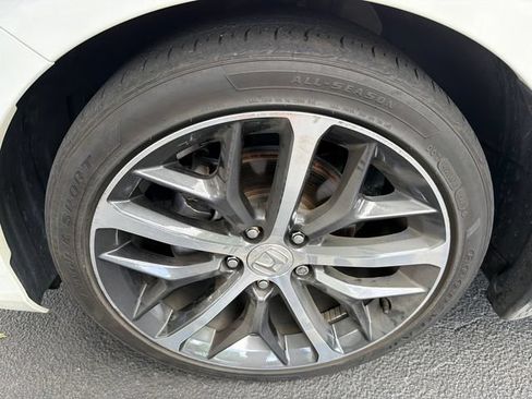 Used 2024 Honda Civic Touring image 11