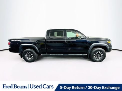 Used 2021 Toyota Tacoma TRD Off-Road w/ TRD Premium Off Road Package AWD/4WD image 11