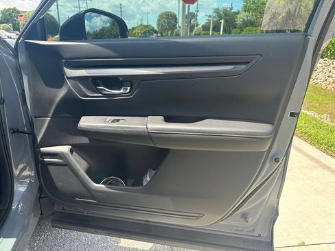 Used 2024 Honda CR-V Sport image 17