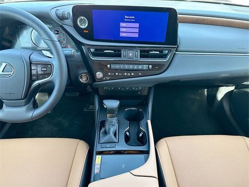 New 2025 Lexus ES 350 w/ Premium Package image 19