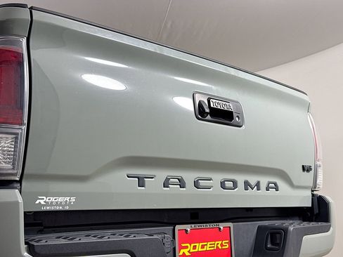 Certified 2023 Toyota Tacoma TRD Sport w/ Black Out Package (TMS) AWD/4WD image 26