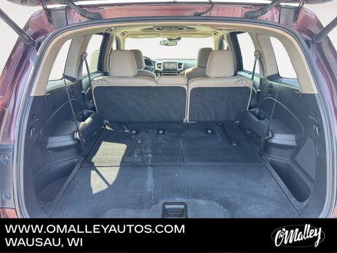 Used 2016 Honda Pilot Touring image 12