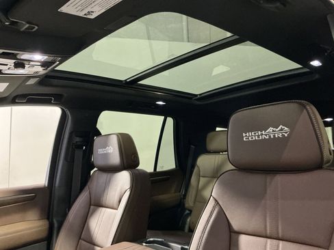 New 2026 Chevrolet Tahoe High Country w/ Sun And Tow Package image 32