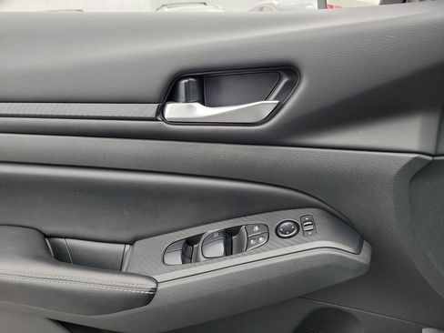 Certified 2024 Nissan Altima 2.5 SV image 17