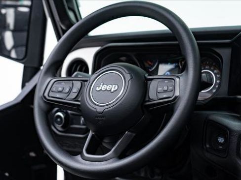 Used 2026 Jeep Wrangler Unlimited Sport image 34