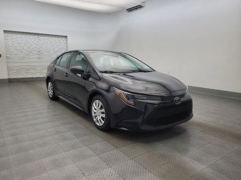 Used 2020 Toyota Corolla LE w/ Carpet Mat Package (TMS) FWD image 13