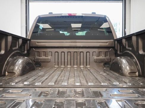 Used 2023 Ford F150 XLT image 12