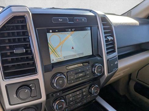 Used 2017 Ford F150 Lariat image 11