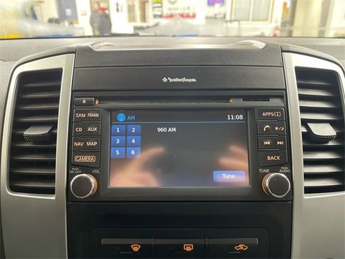 Used 2015 Nissan Xterra PRO-4X image 16