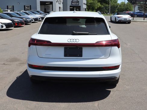 Used 2021 Audi e-tron Premium w/ Convenience Plus Package AWD/4WD image 6