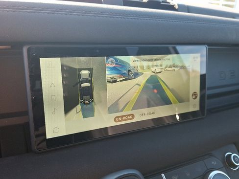 Used 2023 Land Rover Defender 110 X-Dynamic SE image 19