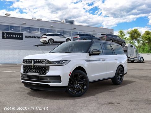 New 2027 Lincoln Navigator Black Label AWD/4WD image 2