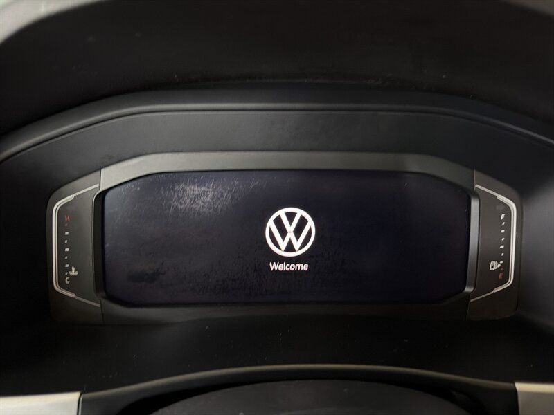 Used 2022 Volkswagen Atlas SEL Premium AWD/4WD image 10