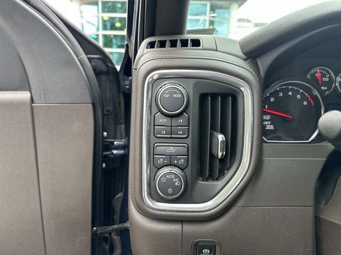 Used 2021 Chevrolet Silverado 1500 LT AWD/4WD image 27