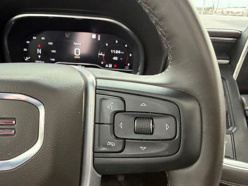 Used 2023 GMC Yukon XL SLT w/ SLT Premium Package AWD/4WD image 15