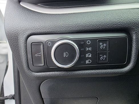 Used 2023 Ford Explorer XLT w/ Equipment Group 202A image 19