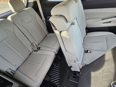 New 2026 Kia Sorento S AWD/4WD image 14