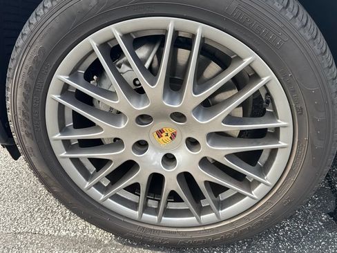 Used 2016 Porsche Cayenne S AWD/4WD image 10