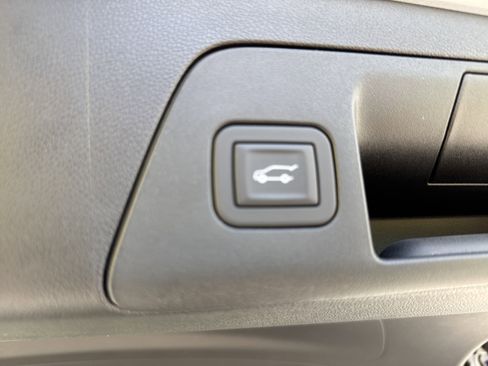 New 2025 Buick Envision Sport Touring image 33