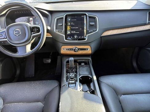 Used 2021 Volvo XC90 T8 Inscription Expression w/ Climate Package image 28
