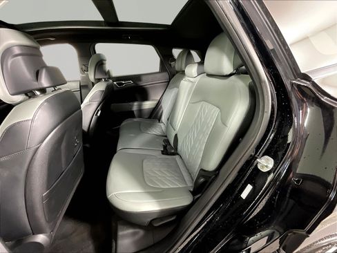 Used 2023 Kia Sportage X-Line w/ X-Line Premium Package AWD/4WD image 22