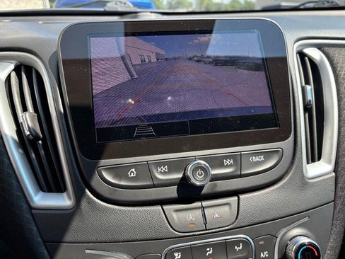 Used 2024 Chevrolet Malibu LT FWD image 24