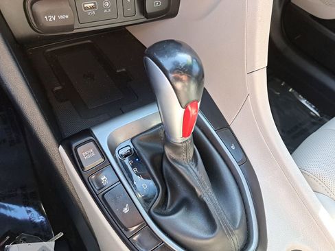 Used 2020 Hyundai Veloster Turbo Ultimate image 21