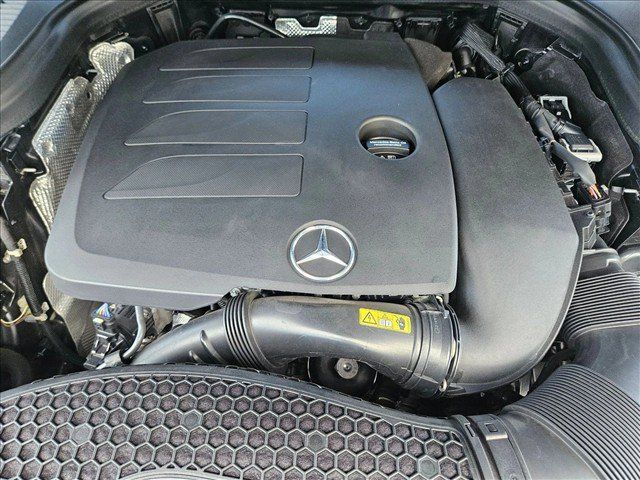 Certified 2022 Mercedes-Benz GLC 300 image 21