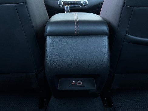 Used 2025 Nissan Altima 2.5 SR image 13