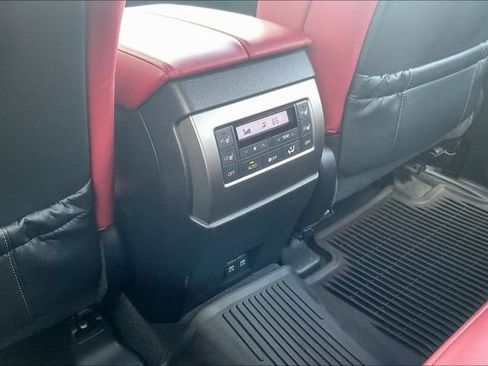 Certified 2023 Lexus GX 460 Premium w/ Premium Package AWD/4WD image 10