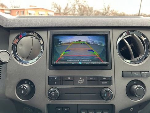 Used 2012 Ford F250 XLT w/ Camper Pkg image 27