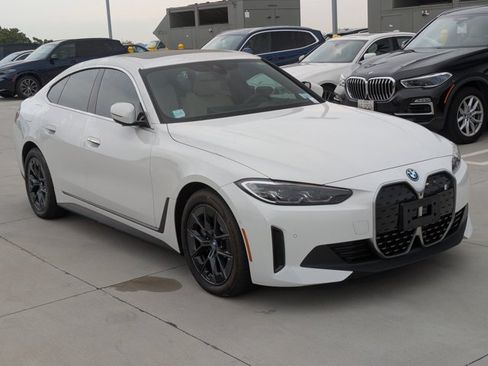 Used 2024 BMW i4 xDrive40i w/ Premium Package AWD/4WD image 3