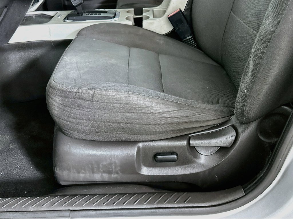 Used 2011 Ford Escape XLT w/ 202A Rapid Spec Order Code FWD image 9