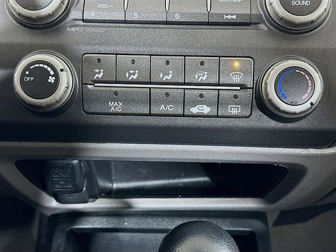 Used 2010 Honda Civic DX-VP image 15