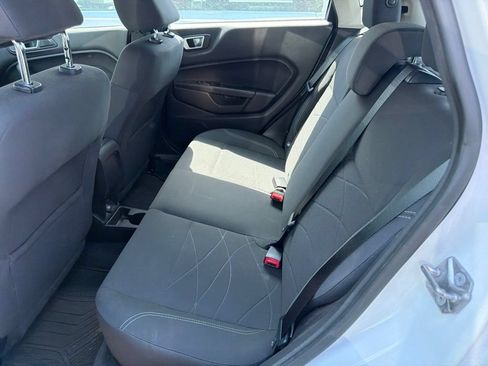 Used 2015 Ford Fiesta SE FWD image 8