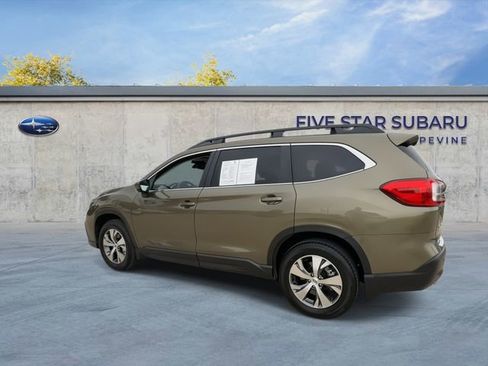 Used 2025 Subaru Ascent Premium image 6