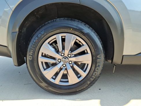 Used 2023 Nissan Pathfinder S FWD image 19