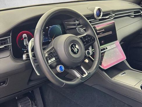 Used 2024 Maserati Grecale GT image 9