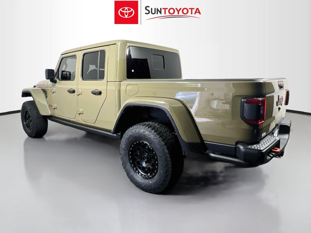 Used 2025 Jeep Gladiator Mojave AWD/4WD image 5