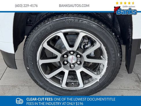 Certified 2021 GMC Canyon Denali image 4