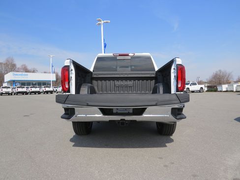 New 2026 GMC Sierra 1500 SLT w/ SLT Premium Plus Package image 32