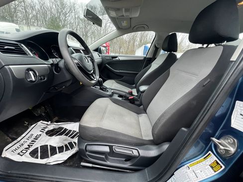 Used 2017 Volkswagen Jetta S FWD image 13