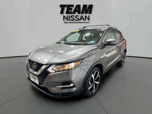 Used 2022 Nissan Rogue Sport SL image 3
