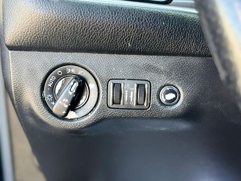Used 2019 Dodge Challenger SXT w/ Blacktop Package RWD image 26