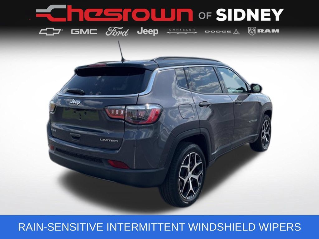 Used 2024 Jeep Compass Limited AWD/4WD image 5