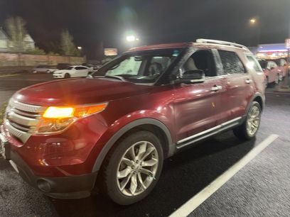 Used 2014 Ford Explorer XLT w/ Equipment Group 202A